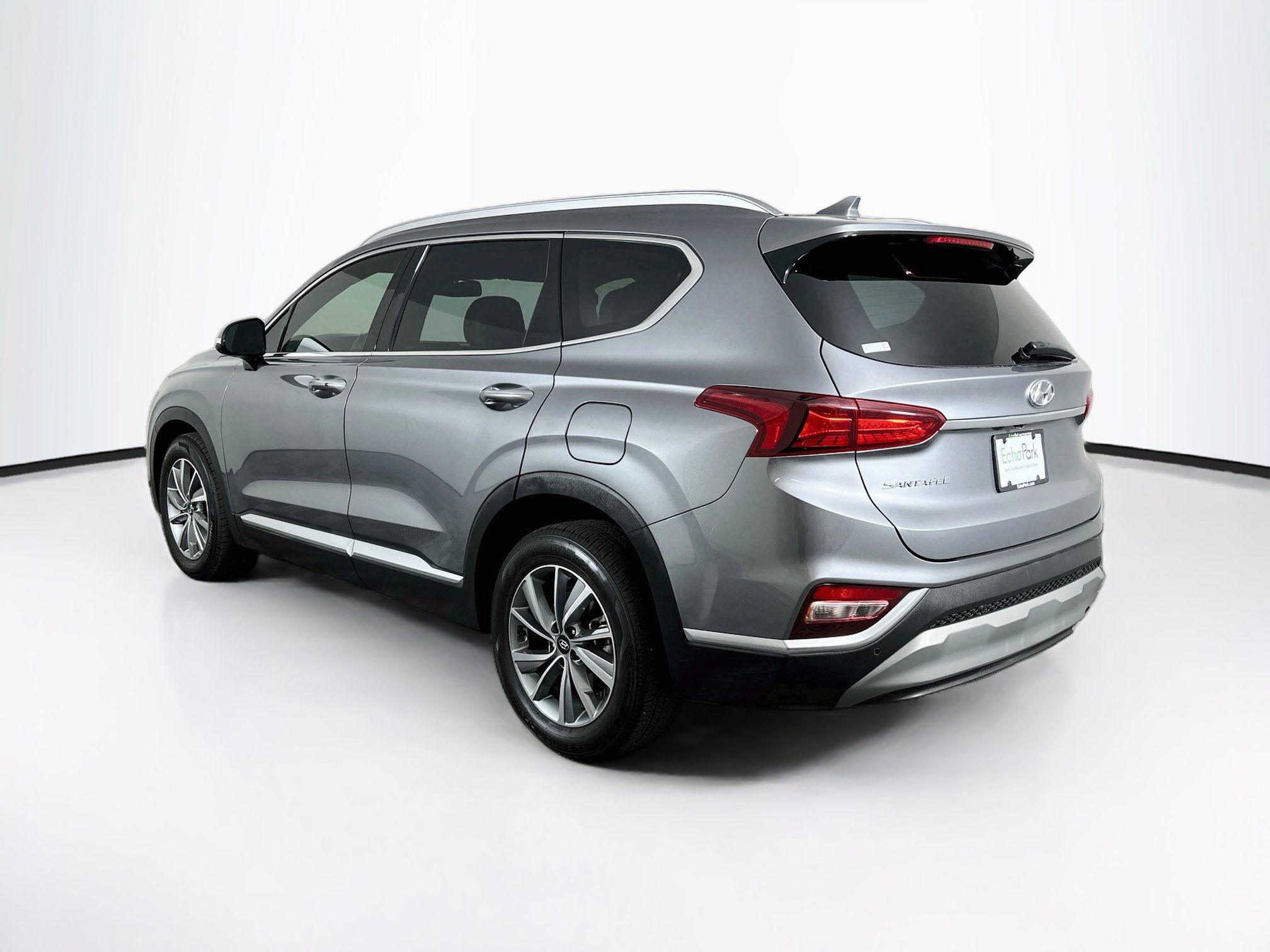 Used 2019 Hyundai Santa Fe Limited w/ Cargo Package FWD image 5