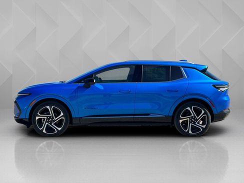 New 2025 Chevrolet Equinox EV LT w/ Convenience Package II image 8