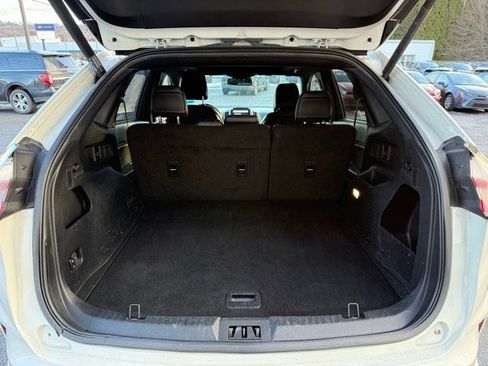 Used 2022 Ford Edge ST-Line w/ Class II Trailer Tow Package image 7