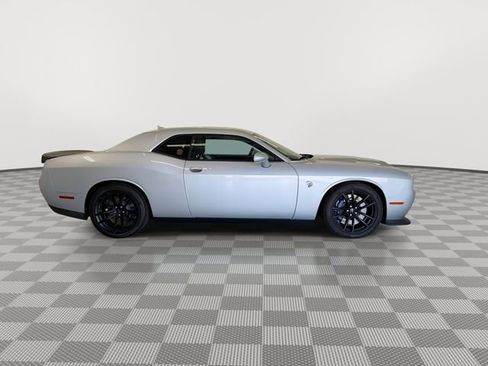 Used 2023 Dodge Challenger SRT Hellcat RWD image 12