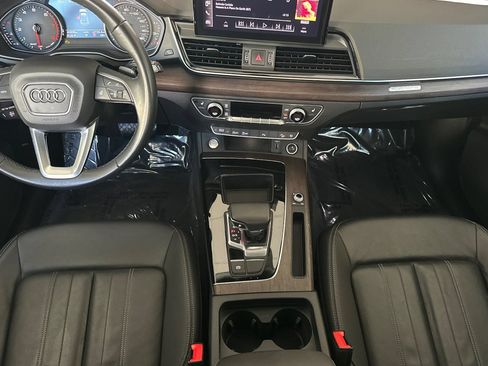 Used 2023 Audi Q5 2.0T Premium w/ Convenience Package AWD/4WD image 13