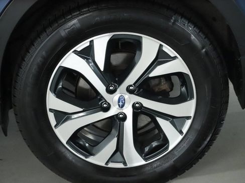 Used 2021 Subaru Outback Touring w/ Popular Package #2 AWD/4WD image 40