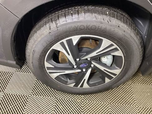 Used 2025 Subaru Crosstrek 2.0i Premium w/ Convenience Package #2 image 9