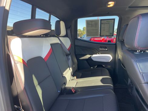 Used 2024 GMC Canyon AT4X image 24