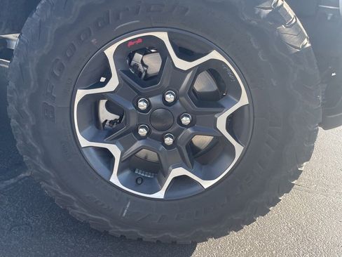 Used 2023 Jeep Wrangler Unlimited Rubicon w/ Cold Weather Group image 13