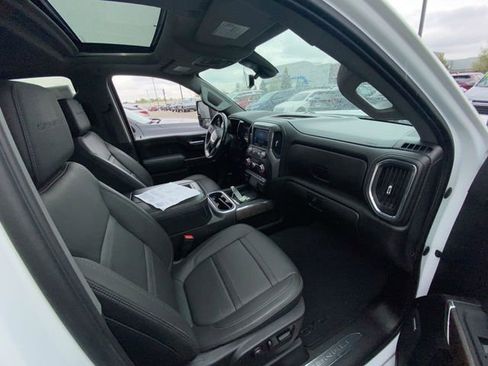 Used 2021 GMC Sierra 3500 Denali w/ Denali Ultimate Package AWD/4WD image 30