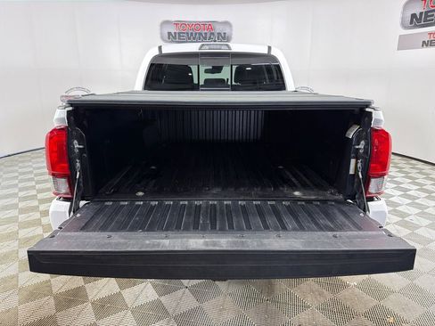 Used 2023 Toyota Tacoma SR5 w/ Technology Package AWD/4WD image 18