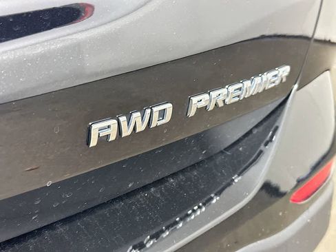 Used 2024 Chevrolet Equinox Premier AWD/4WD image 7