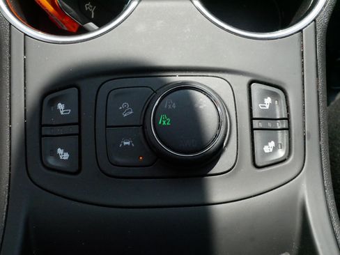 Used 2024 GMC Terrain SLE w/ Driver Convenience Package AWD/4WD image 32
