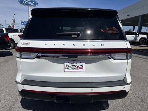 Certified 2023 Lincoln Navigator Black Label image 6