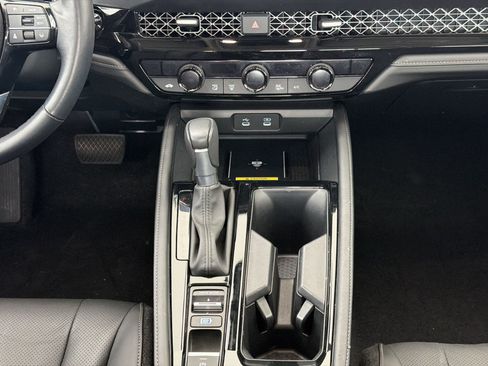 Used 2025 Honda Accord Touring image 18