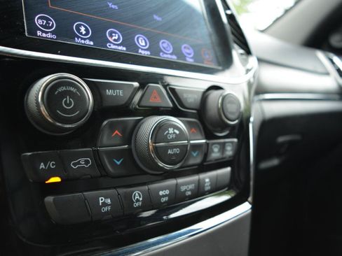 Used 2019 Jeep Grand Cherokee Limited RWD image 27