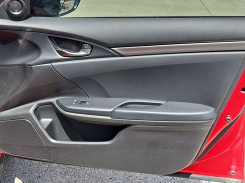 Used 2020 Honda Civic Sport image 28