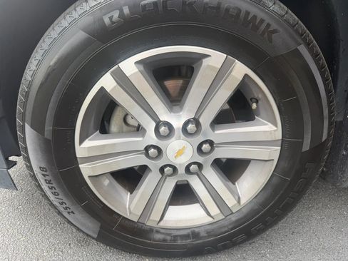 Used 2016 Chevrolet Traverse LT FWD image 26
