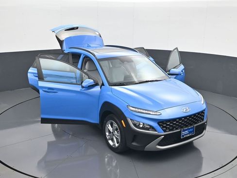 Certified 2022 Hyundai Kona SEL w/ Convenience Package image 29