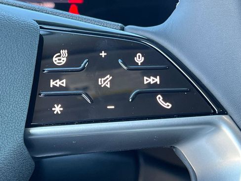 New 2025 Audi Q5 Premium Plus image 19