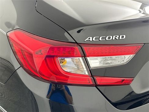 Used 2021 Honda Accord Touring image 26