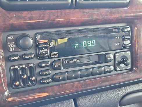 Used 2000 Dodge Ram 2500 Truck SLT image 22