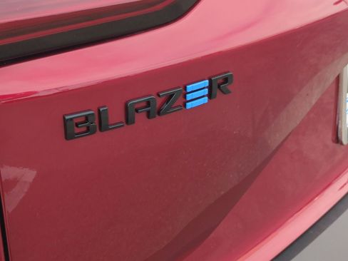 New 2026 Chevrolet Blazer EV LT image 31