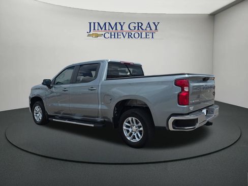 Used 2024 Chevrolet Silverado 1500 LT RWD image 3
