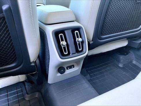 Used 2026 Volvo XC40 B5 Plus w/ Protection Package Premier image 36