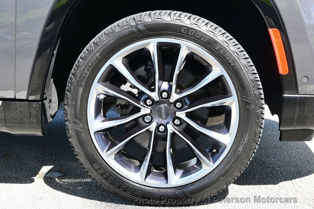 Used 2022 Jeep Wagoneer Series III w/ Premium Group I RWD image 10