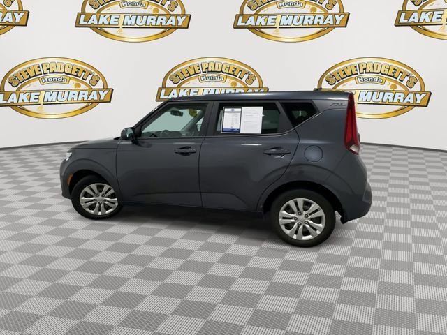 Used 2021 Kia Soul LX FWD image 8