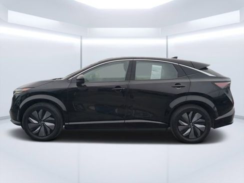 Used 2023 Nissan Ariya FWD image 6