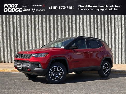 New 2026 Jeep Compass Trailhawk w/ Sun, Sound & Navigation Group AWD/4WD image 1