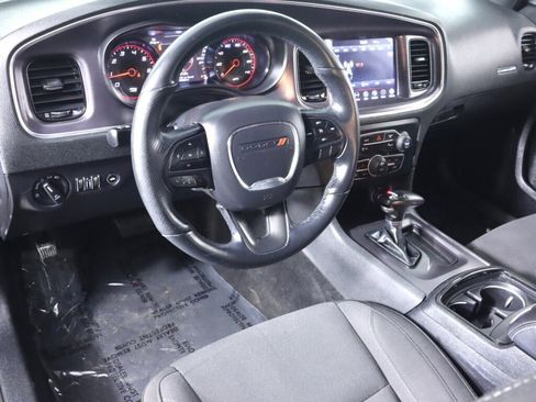 Used 2018 Dodge Charger SXT Plus w/ Blacktop Package image 9