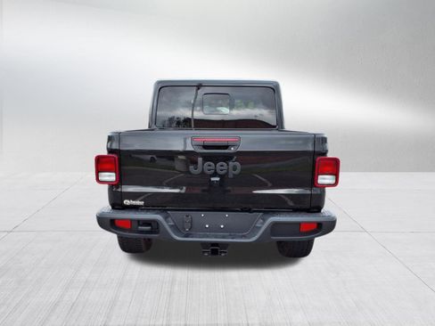 New 2025 Jeep Gladiator Sport image 7