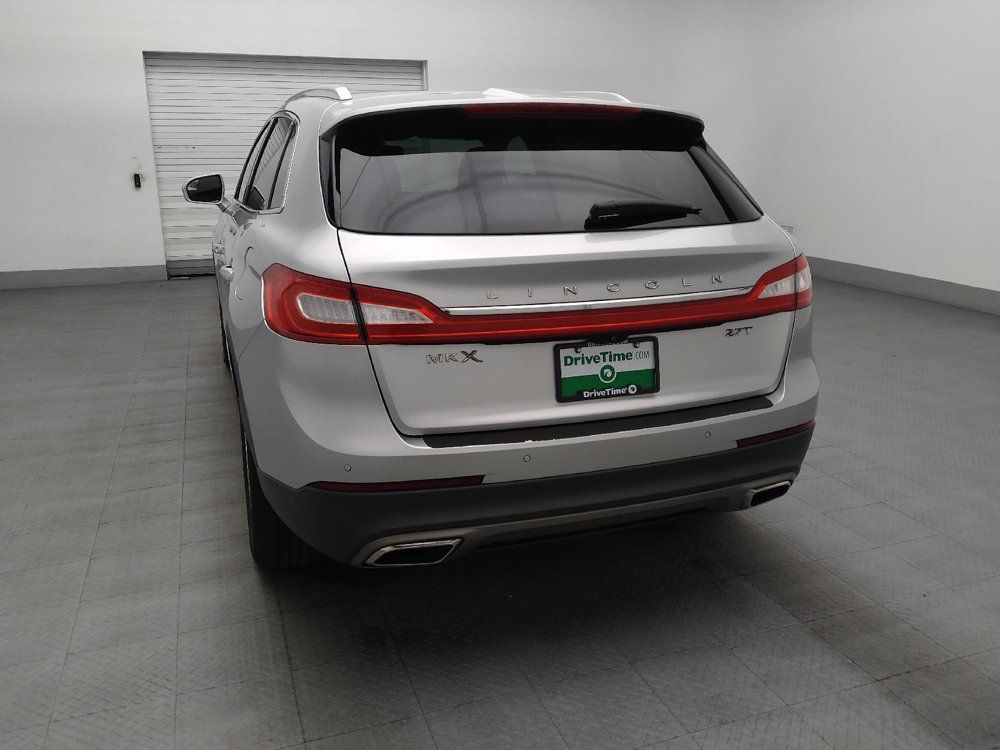 Used 2017 Lincoln MKX Premiere FWD image 6
