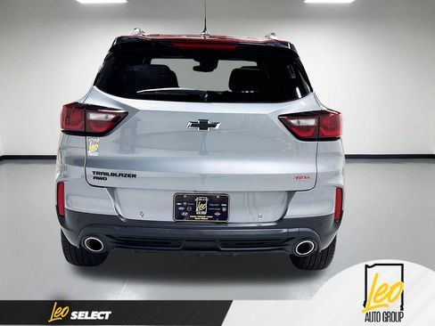 Used 2025 Chevrolet TrailBlazer RS w/ Convenience Package AWD/4WD image 9
