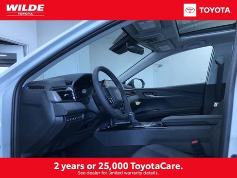 New 2026 Toyota Camry XLE image 2