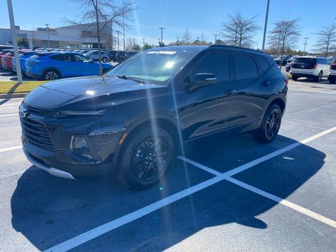 Used 2021 Chevrolet Blazer LT image 3