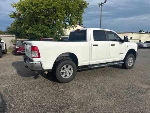 Used 2024 RAM 2500 Big Horn AWD/4WD image 3