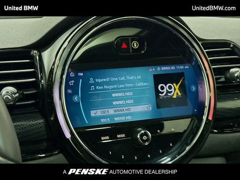 Used 2022 MINI Cooper Clubman S w/ Premium Package image 8