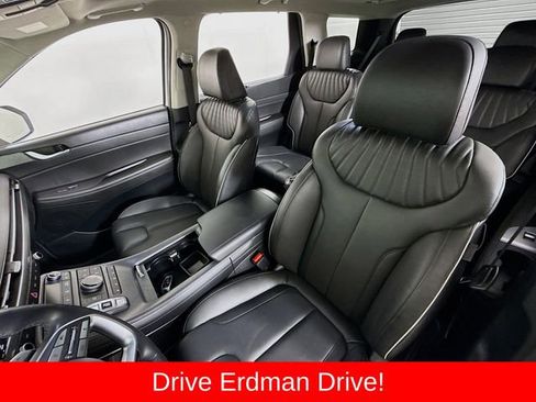 Used 2024 Hyundai Palisade Limited AWD/4WD image 5