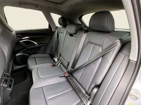 New 2025 Audi Q5 Premium Plus image 28