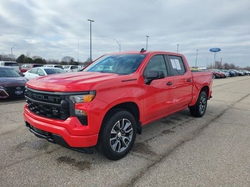 Used 2022 Chevrolet Silverado 1500 Custom w/ LPO, Dark Essentials Package image 16