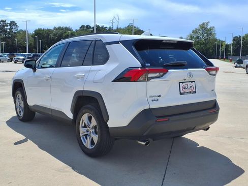 Certified 2025 Toyota RAV4 XLE FWD image 2