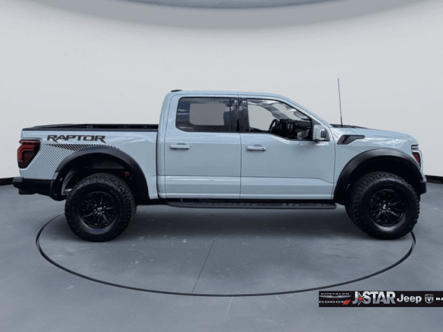 Used 2026 Ford F150 Raptor AWD/4WD image 4