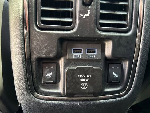 Used 2020 Jeep Grand Cherokee High Altitude AWD/4WD image 29