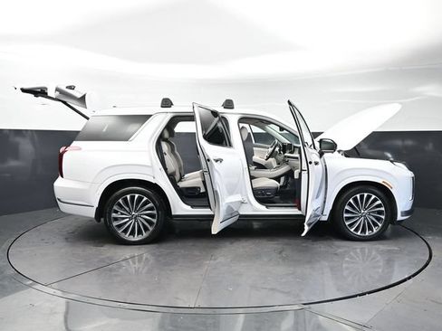 Used 2025 Hyundai Palisade Calligraphy AWD/4WD image 32