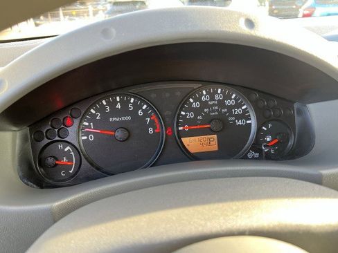 Used 2020 Nissan Frontier SV w/ Midnight Edition Floor Mats image 12