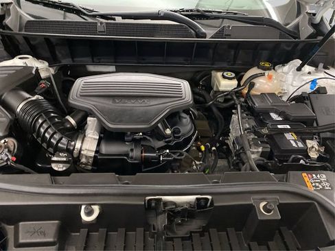 Used 2017 GMC Acadia Denali w/ Technology Package AWD/4WD image 13