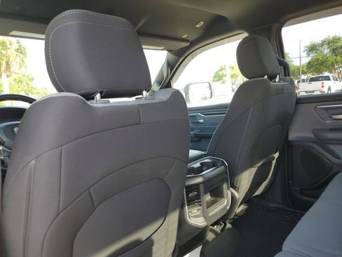 Used 2021 RAM 1500 Big Horn AWD/4WD image 11