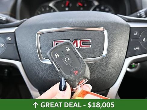 Used 2020 GMC Terrain SLE w/ Driver Convenience Package AWD/4WD image 35