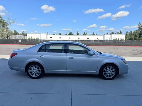 Used 2007 Toyota Avalon Limited FWD image 6