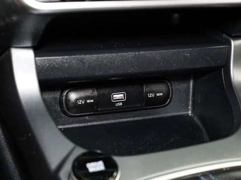 Used 2021 Kia Seltos S image 19